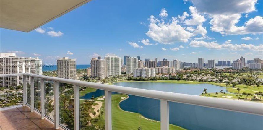 Condo in Aventura, Florida, 1 bedroom  № 1739915