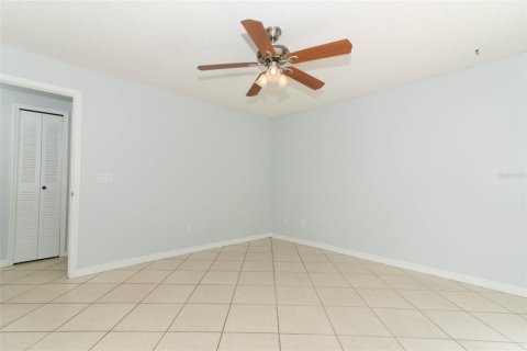 House in Winter Park, Florida 3 bedrooms, 121.89 sq.m. № 1689844 - photo 15