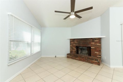 House in Winter Park, Florida 3 bedrooms, 121.89 sq.m. № 1689844 - photo 4