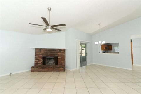 House in Winter Park, Florida 3 bedrooms, 121.89 sq.m. № 1689844 - photo 5