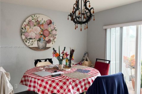 Adosado en venta en Miramar, Florida, 3 dormitorios, 129.13 m2 № 2168278 - foto 6