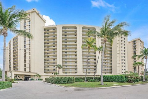 Condominio en venta en Jupiter, Florida, 2 dormitorios, 108.7 m2 № 1984979 - foto 19