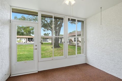 Condominio en venta en Palm Harbor, Florida, 2 dormitorios, 80.45 m2 № 2225736 - foto 21