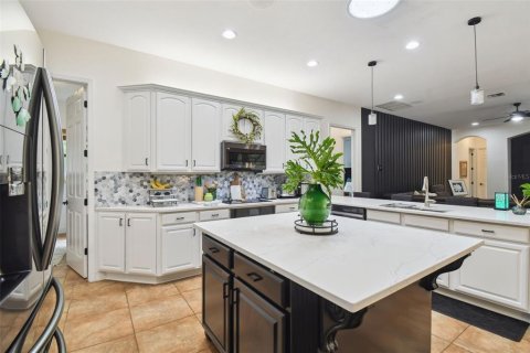 House in Hudson, Florida 4 bedrooms, 287.63 sq.m. № 1804052 - photo 27