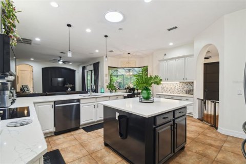 House in Hudson, Florida 4 bedrooms, 287.63 sq.m. № 1804052 - photo 26