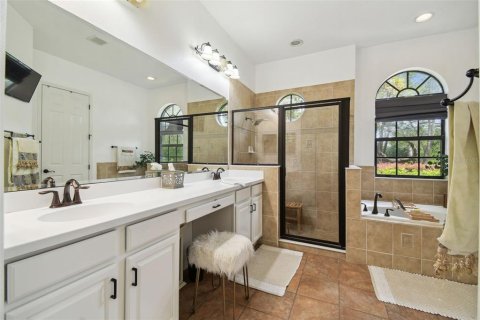 House in Hudson, Florida 4 bedrooms, 287.63 sq.m. № 1804052 - photo 15