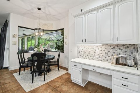 House in Hudson, Florida 4 bedrooms, 287.63 sq.m. № 1804052 - photo 30