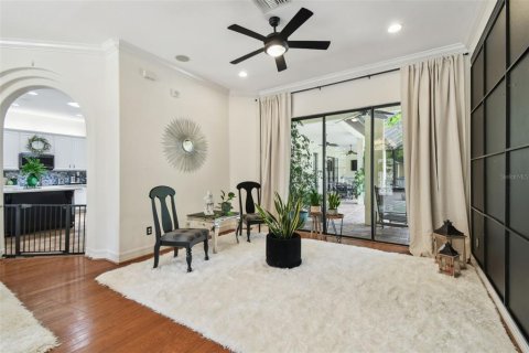 House in Hudson, Florida 4 bedrooms, 287.63 sq.m. № 1804052 - photo 12