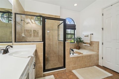 House in Hudson, Florida 4 bedrooms, 287.63 sq.m. № 1804052 - photo 17