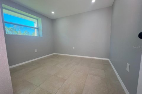 Villa ou maison à louer à Englewood, Floride: 2 chambres, 55.18 m2 № 1774054 - photo 13