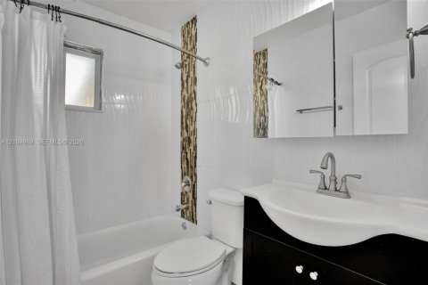 Touwnhouse à vendre à Margate, Floride: 2 chambres, 74.32 m2 № 2428094 - photo 21
