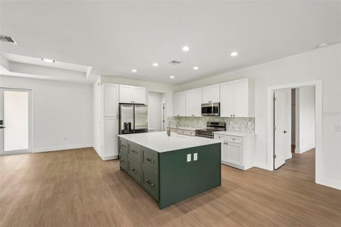 Casa en venta en North Port, Florida, 3 dormitorios, 159.98 m2 № 2296183 - foto 11