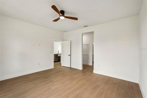 Casa en venta en North Port, Florida, 3 dormitorios, 159.98 m2 № 2296183 - foto 18