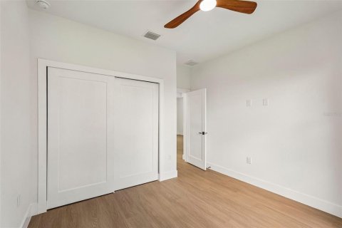 Casa en venta en North Port, Florida, 3 dormitorios, 159.98 m2 № 2296183 - foto 29