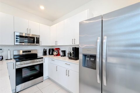 Touwnhouse à vendre à Homestead, Floride: 3 chambres, 152.55 m2 № 1980257 - photo 23