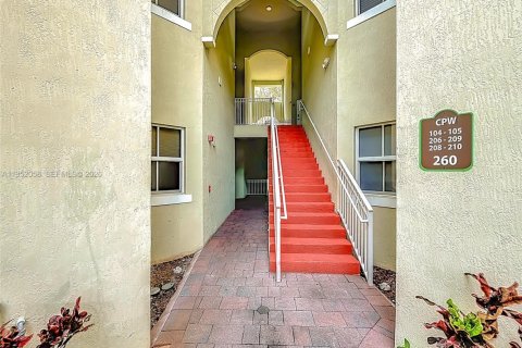 Condominio en venta en Miami, Florida, 2 dormitorios, 101.08 m2 № 2007483 - foto 3