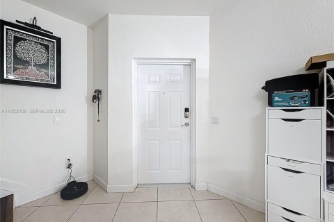 Condominio en venta en Miami, Florida, 2 dormitorios, 101.08 m2 № 2007483 - foto 4