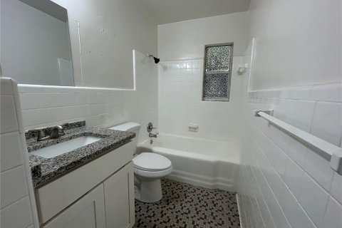 Apartamento en alquiler en Winter Haven, Florida, 2 dormitorios, 83.61 m2 № 1820444 - foto 5