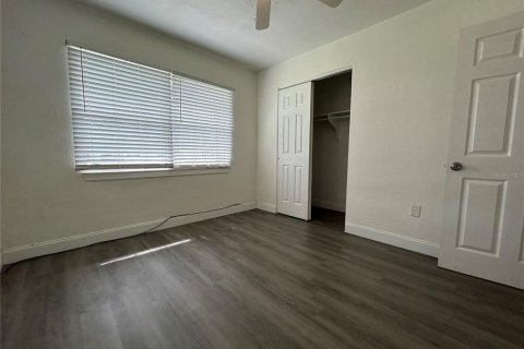 Apartamento en alquiler en Winter Haven, Florida, 2 dormitorios, 83.61 m2 № 1820444 - foto 4