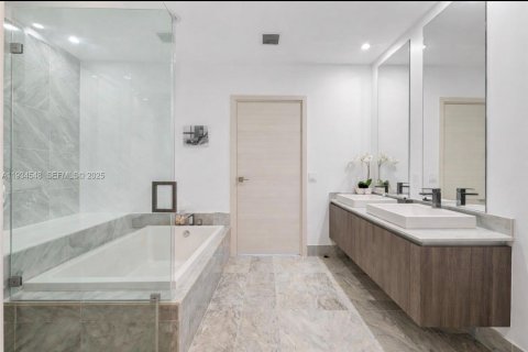 Купить кондоминиум в Майами, Флорида 3 спальни, 134.71м2, № 2035736 - фото 6