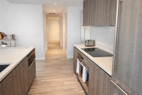 Купить кондоминиум в Майами, Флорида 3 спальни, 134.71м2, № 2035736 - фото 3