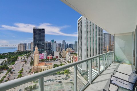 Condominio en alquiler en Miami, Florida, 2 dormitorios, 112.23 m2 № 1939698 - foto 19