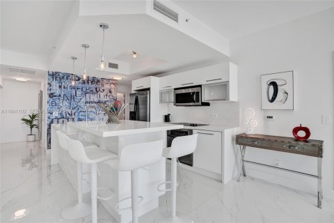 Copropriété à louer à Miami, Floride: 2 chambres, 112.23 m2 № 1939698 - photo 24