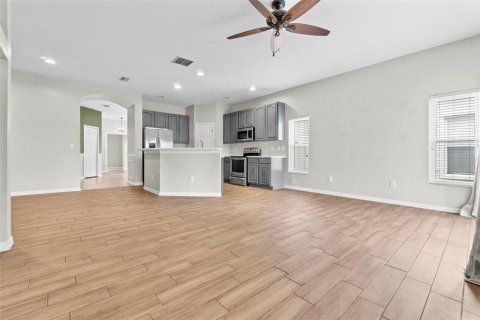 Casa en venta en Land O' Lakes, Florida, 4 dormitorios, 180.04 m2 № 1687759 - foto 18