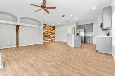 Casa en venta en Land O' Lakes, Florida, 4 dormitorios, 180.04 m2 № 1687759 - foto 19