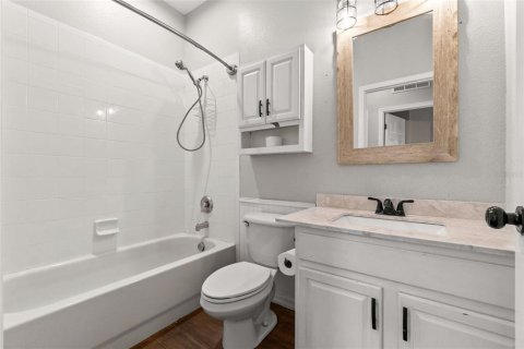 Casa en venta en Land O' Lakes, Florida, 4 dormitorios, 180.04 m2 № 1687759 - foto 25