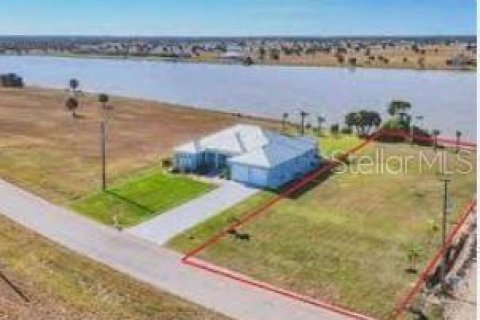 Terreno en Placida, Florida № 2213897