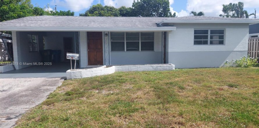 House in Oakland Park, Florida 2 bedrooms, 119.94 sq.m. № 1872559