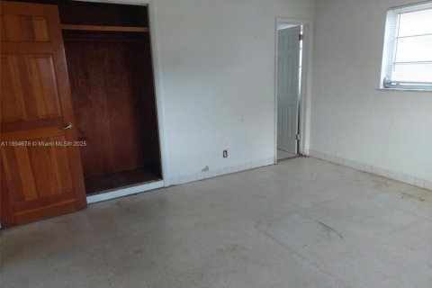 House in Oakland Park, Florida 2 bedrooms, 119.94 sq.m. № 1872559 - photo 10