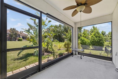 House in Wimauma, Florida 2 bedrooms, 151.99 sq.m. № 2322926 - photo 23