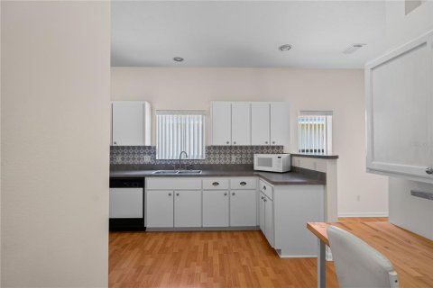 Купить виллу или дом в Окала, Флорида 9 комнат, 142.23м2, № 2303255 - фото 9