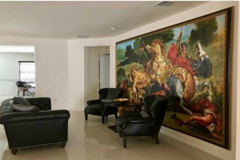Снять в аренду виллу или дом в Майами, Флорида 4 спальни, 205.59м2, № 1957167 - фото 4