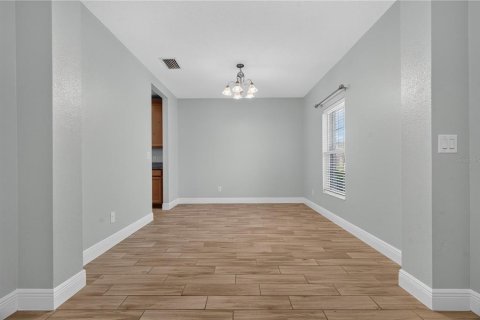 House in Davenport, Florida 3 bedrooms, 159.51 sq.m. № 2329620 - photo 24