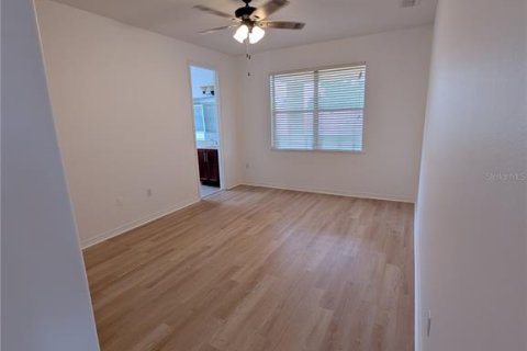 Villa ou maison à louer à Kissimmee, Floride: 3 chambres, 200.76 m2 № 2410450 - photo 13