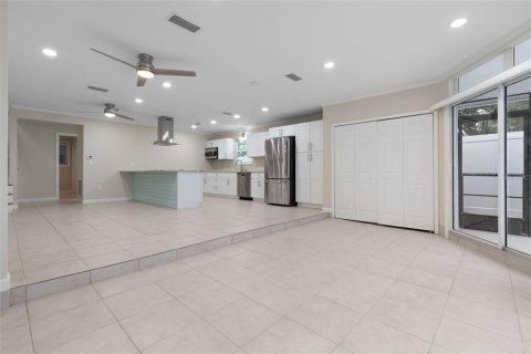 House in Flagler Beach, Florida 2 bedrooms, 100.89 sq.m. № 1828511 - photo 11