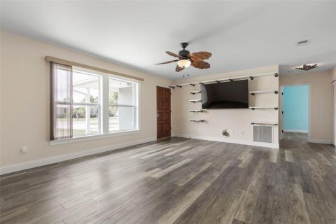 House in Flagler Beach, Florida 2 bedrooms, 100.89 sq.m. № 1828511 - photo 6