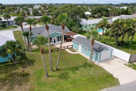 House in Flagler Beach, Florida 2 bedrooms, 100.89 sq.m. № 1828511 - photo 2