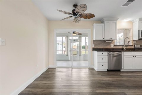 House in Flagler Beach, Florida 2 bedrooms, 100.89 sq.m. № 1828511 - photo 10