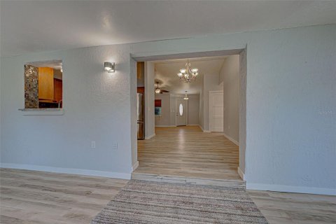 Купить виллу или дом в Венеция, Флорида 6 комнат, 157.75м2, № 1565630 - фото 18