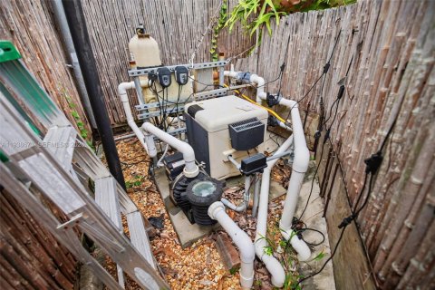 Touwnhouse à vendre à Miami, Floride: 2 chambres, 91.6 m2 № 1997859 - photo 27