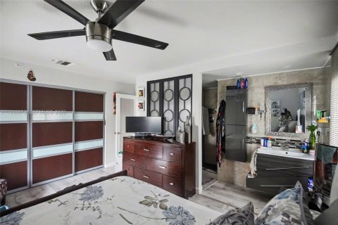 Touwnhouse à vendre à Miami, Floride: 2 chambres, 91.6 m2 № 1997859 - photo 20