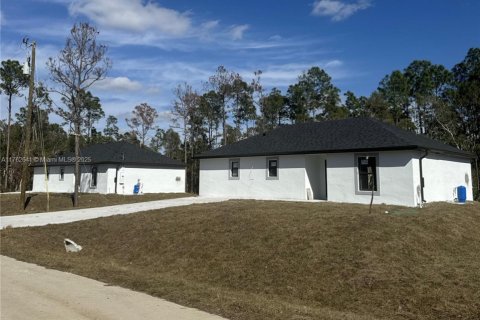 Casa en venta en Lehigh Acres, Florida, 3 dormitorios, 110.37 m2 № 1707604 - foto 3