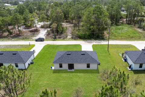 Casa en venta en Lehigh Acres, Florida, 3 dormitorios, 110.37 m2 № 1707604 - foto 29