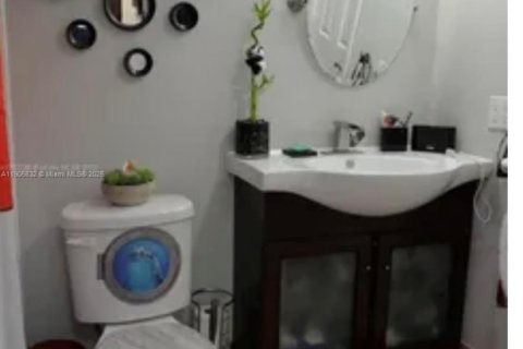 Купить кондоминиум в Майами, Флорида 1 спальня, 78.97м2, № 2054701 - фото 12
