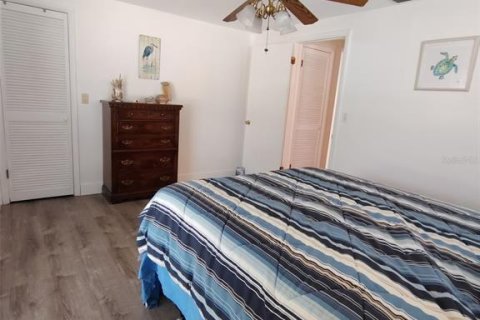 House in Holiday, Florida 2 bedrooms, 119.75 sq.m. № 2231784 - photo 9