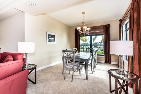 Condominio en alquiler en Punta Gorda, Florida, 2 dormitorios, 171.96 m2 № 248661 - foto 21
